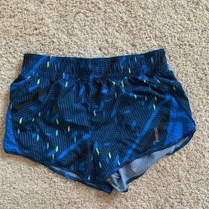 Workout shorts Reebok